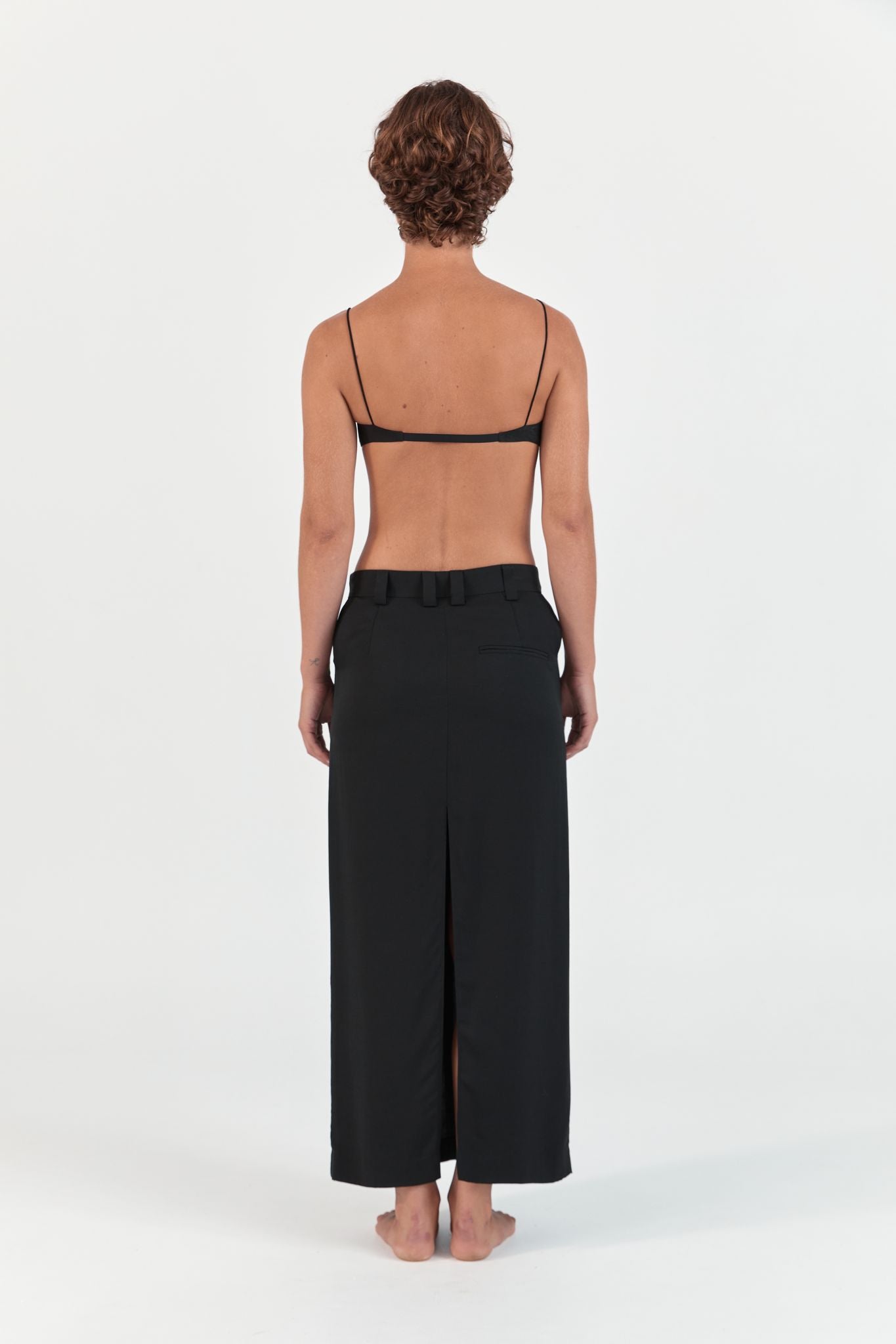 CUT OUT TAILORED SKIRT BLACK