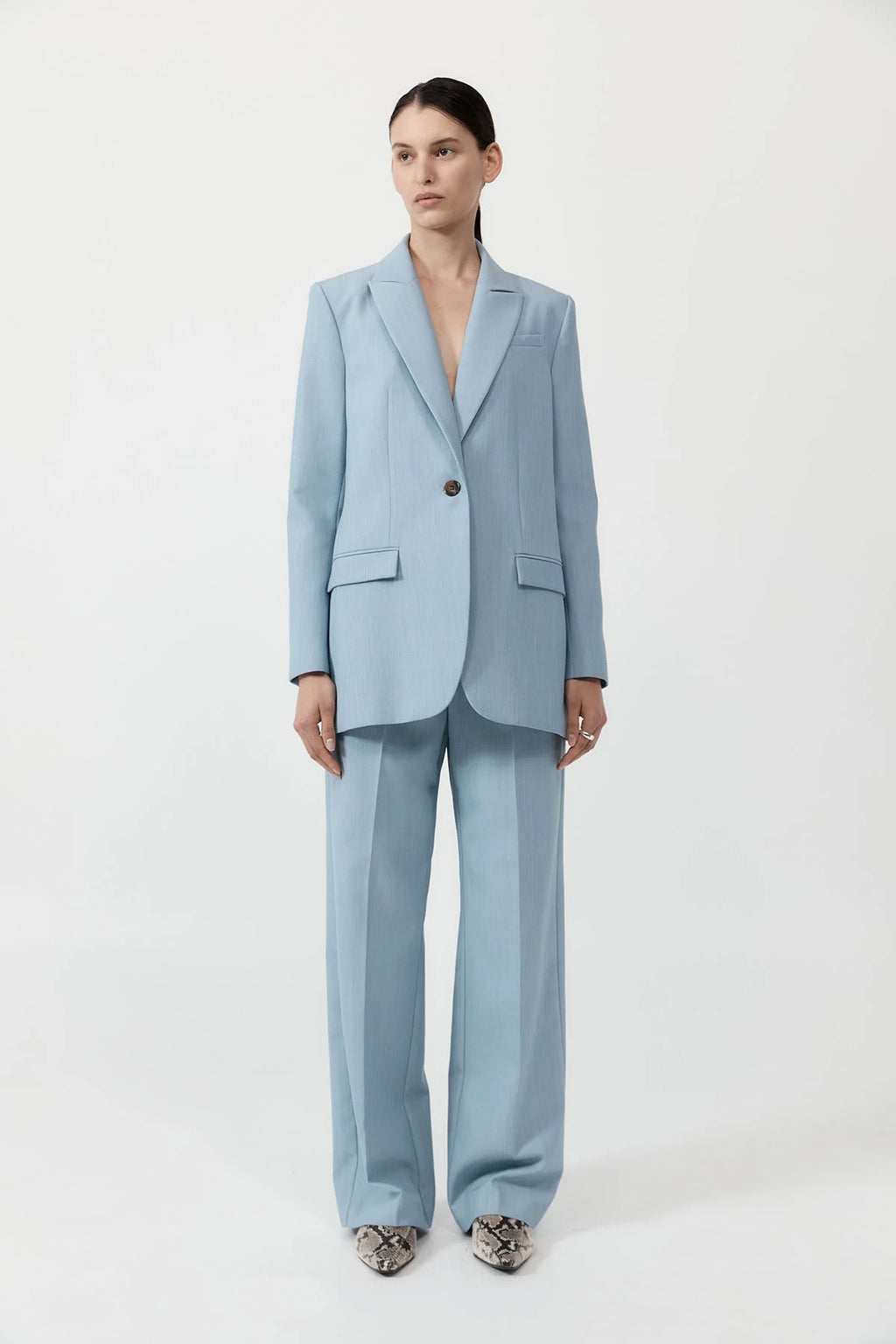 SINGLE BUTTON TAILORED BLAZER