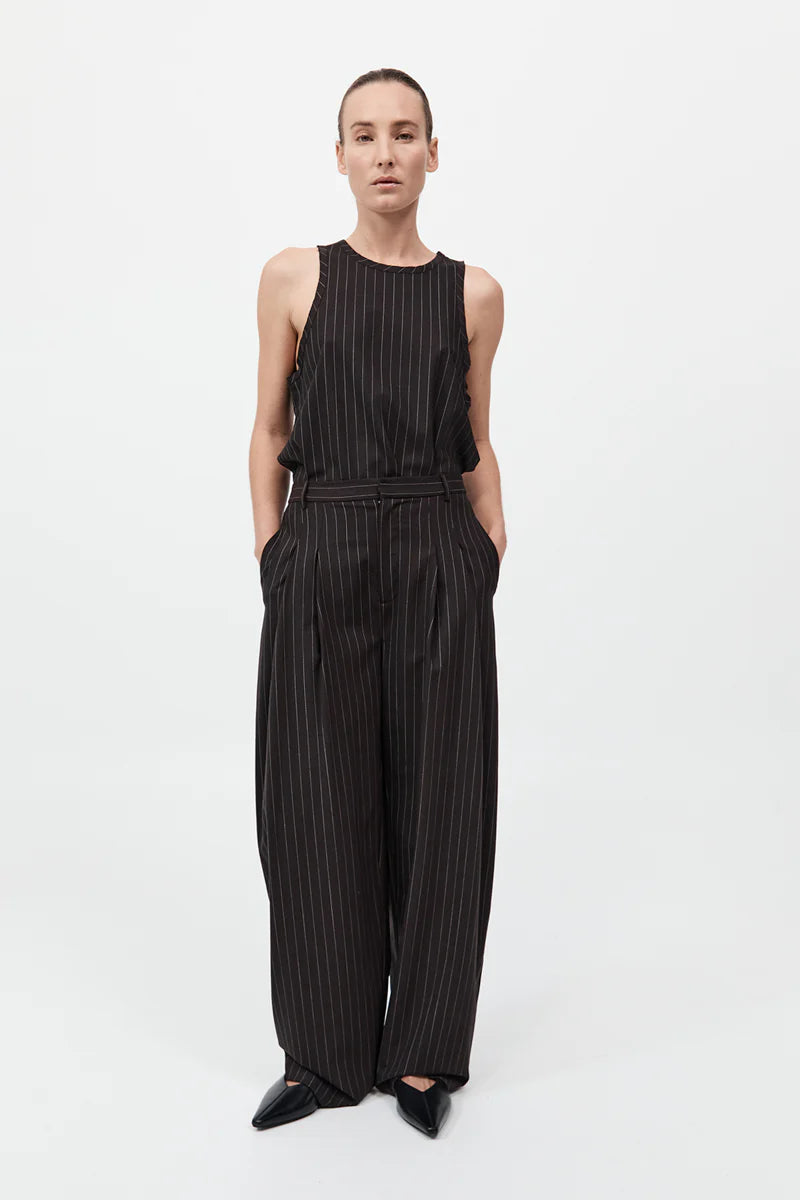 WOOL PINSTRIPE TAPERED PANTS MAHOGANY STRIPE