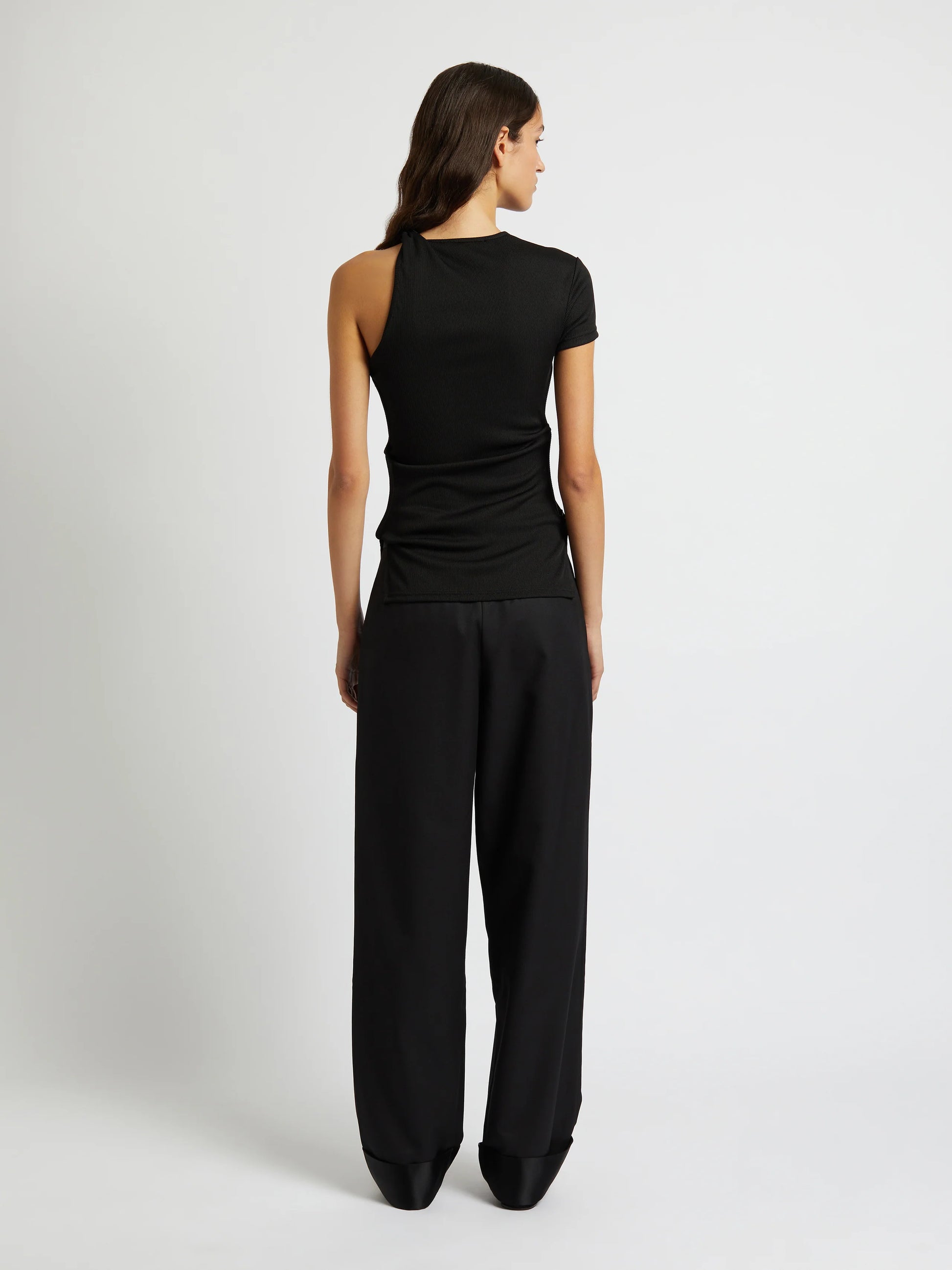 OPEN TWIST SIDE TEE BLACK