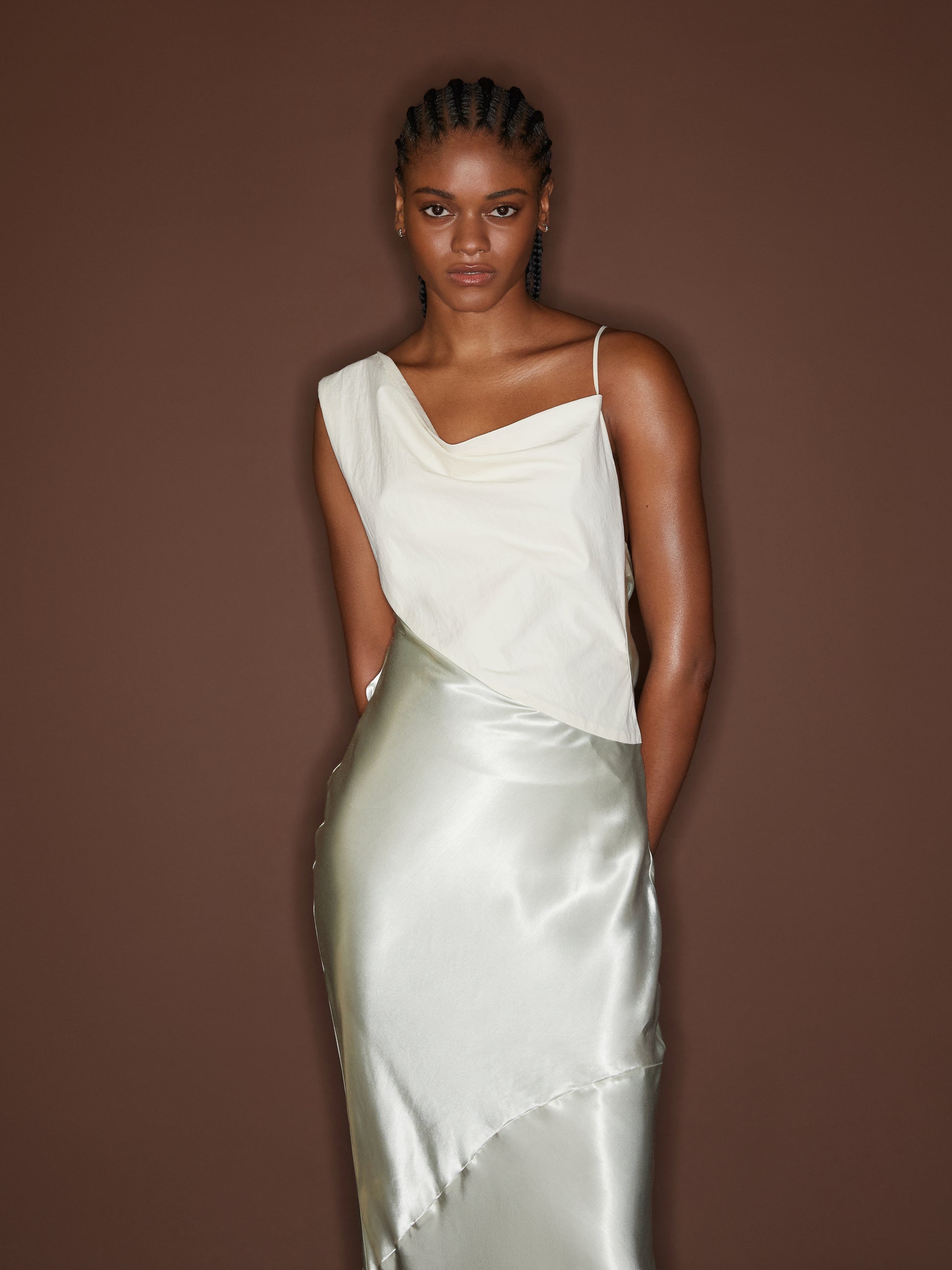 09 MINKA SLIP MINT PEARL