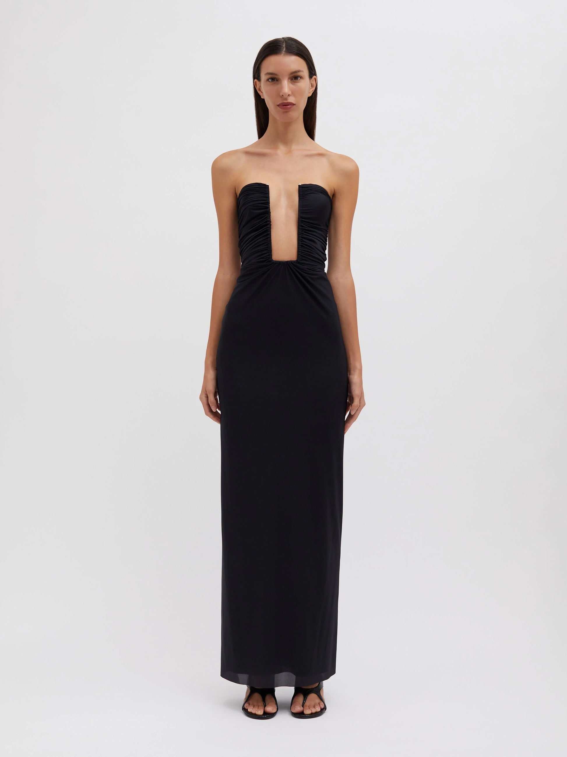 PLUNGE STRAPLESS COLUMN DRESS BLACK