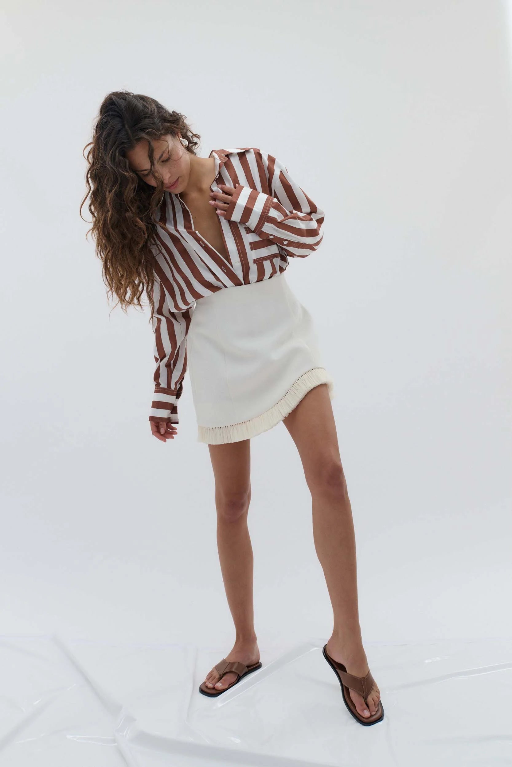 NADIA CHESTNUT/CONTRAST STITCH