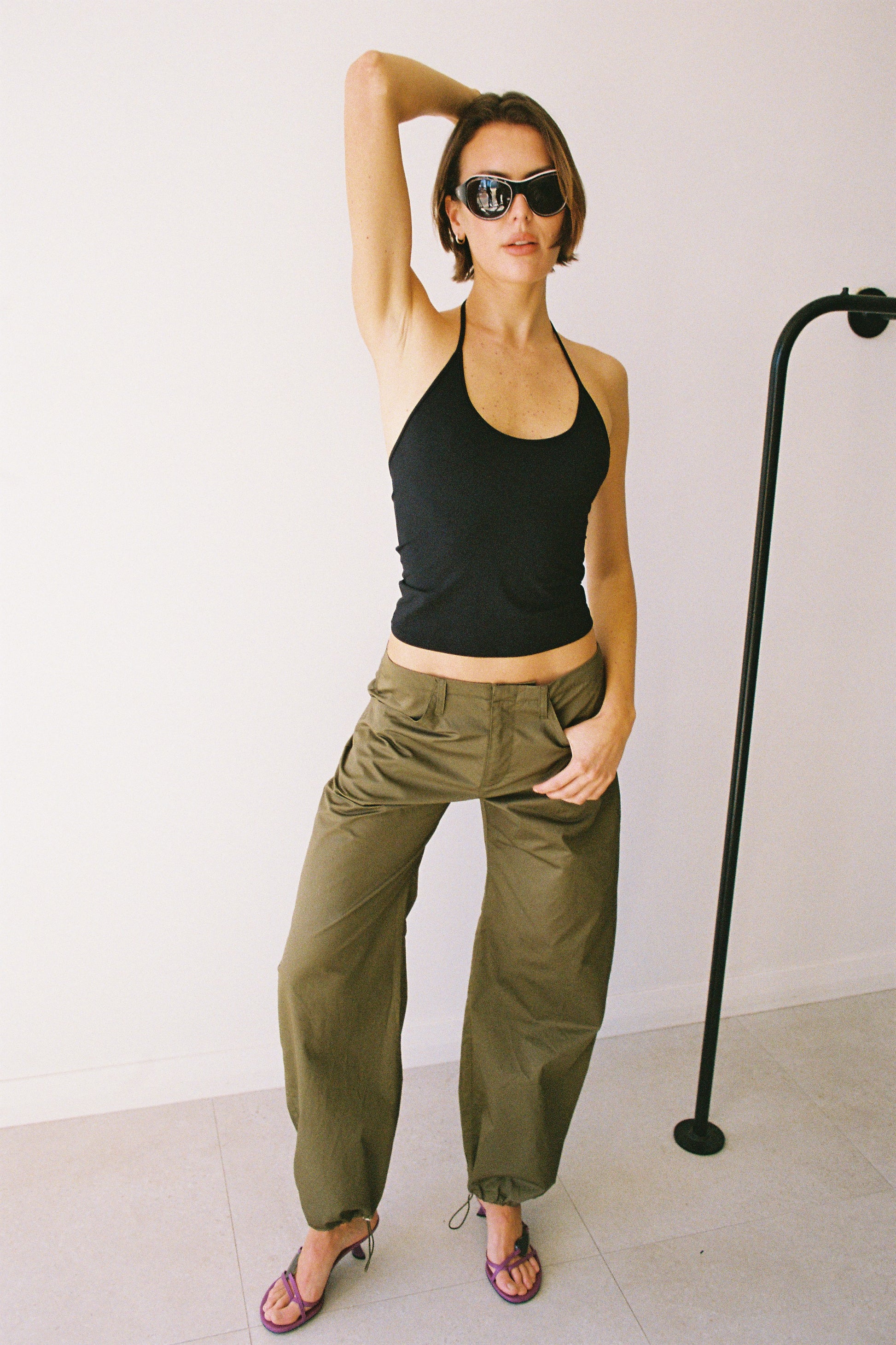 ISLA CINCH PANT DEEP OLIVE