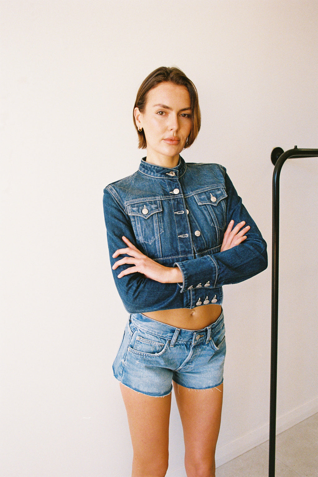 LOW RISE CUT OFFS LUCA