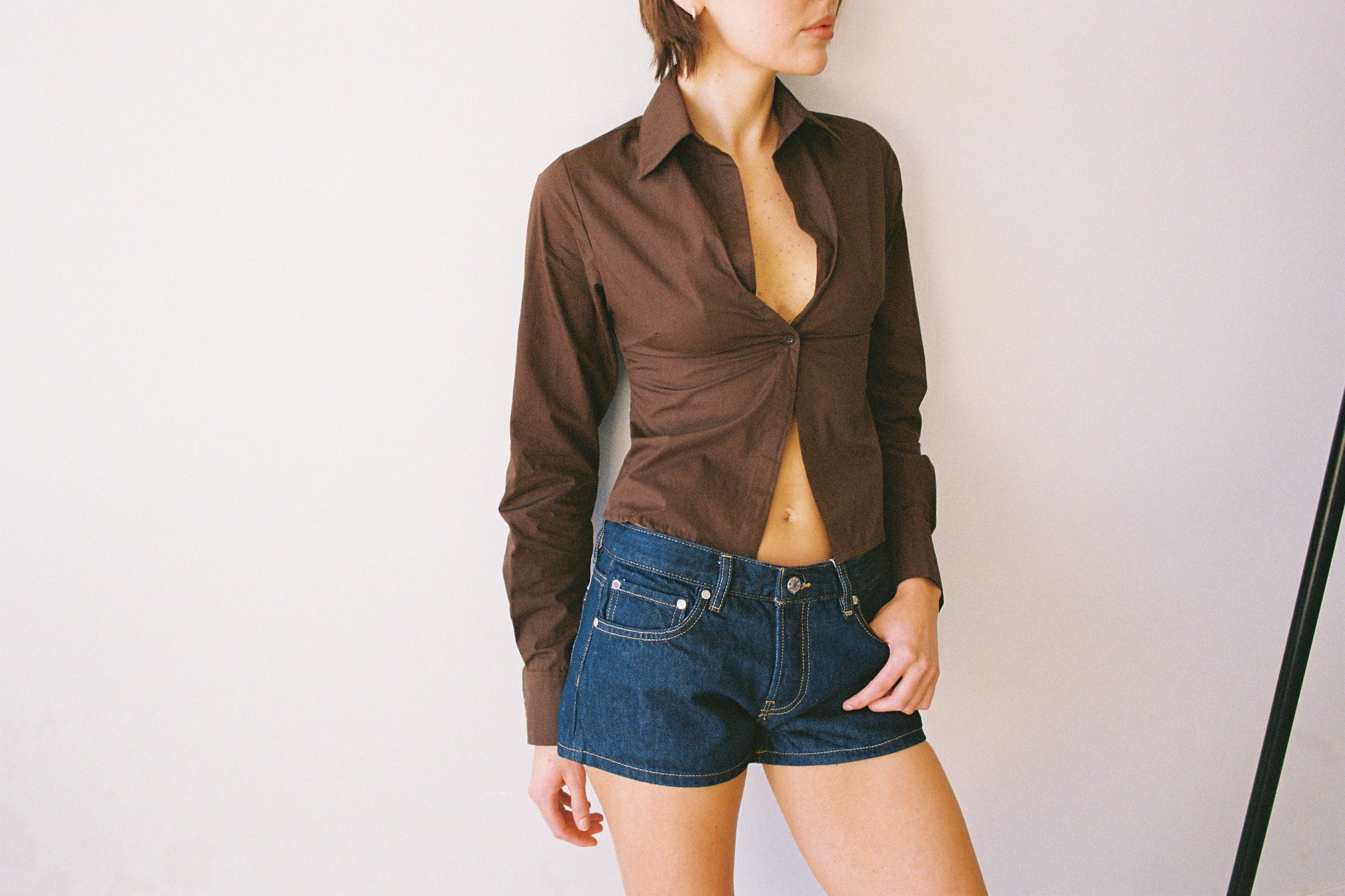 PORTMAN LOW RISE SHORT HAVANA NIGHT