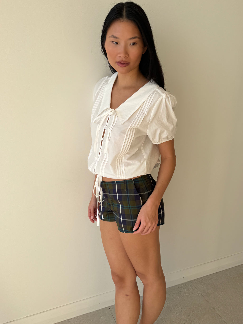 FINE COLLAR TOP WHITE