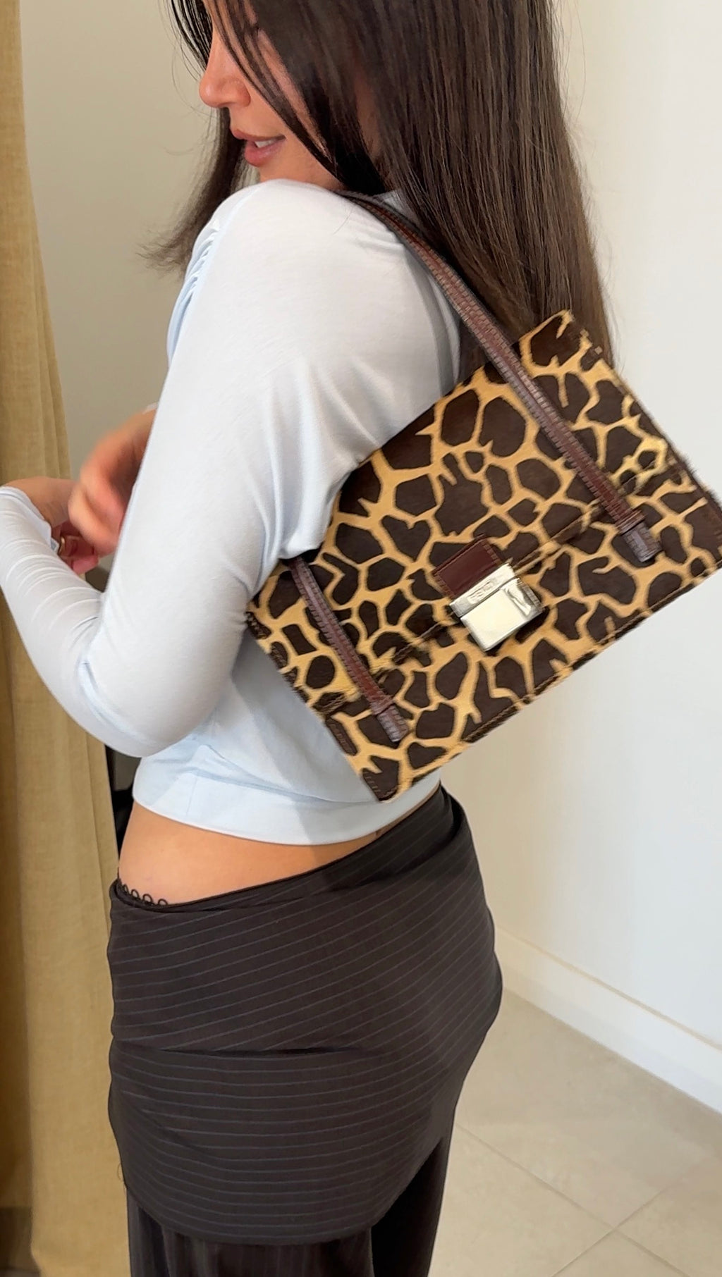 FENDI HARAKO LEATHER HAND BAG