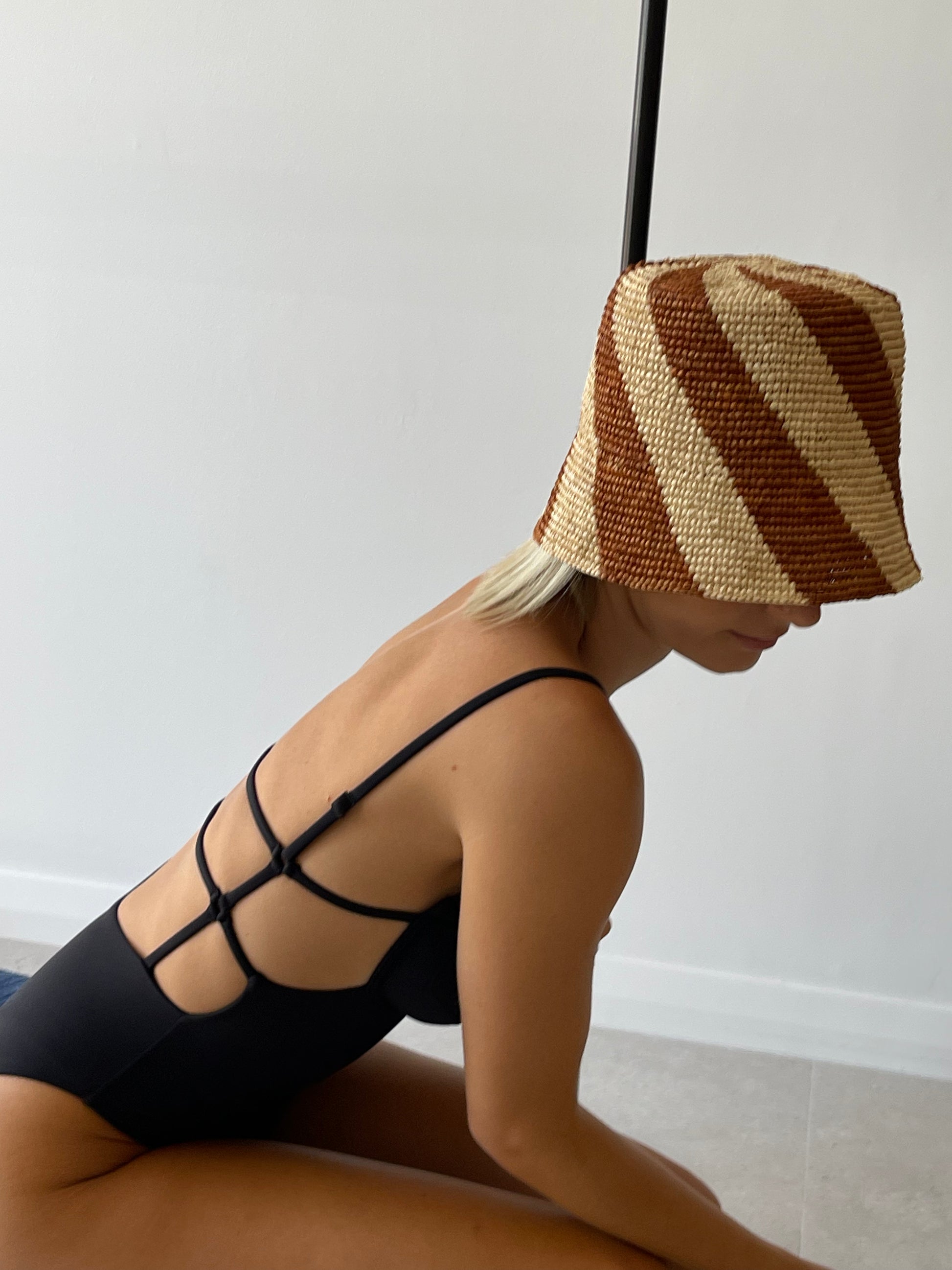 CYLA BUCKET HAT CREAM AND CHOCOLATE SPIRAL
