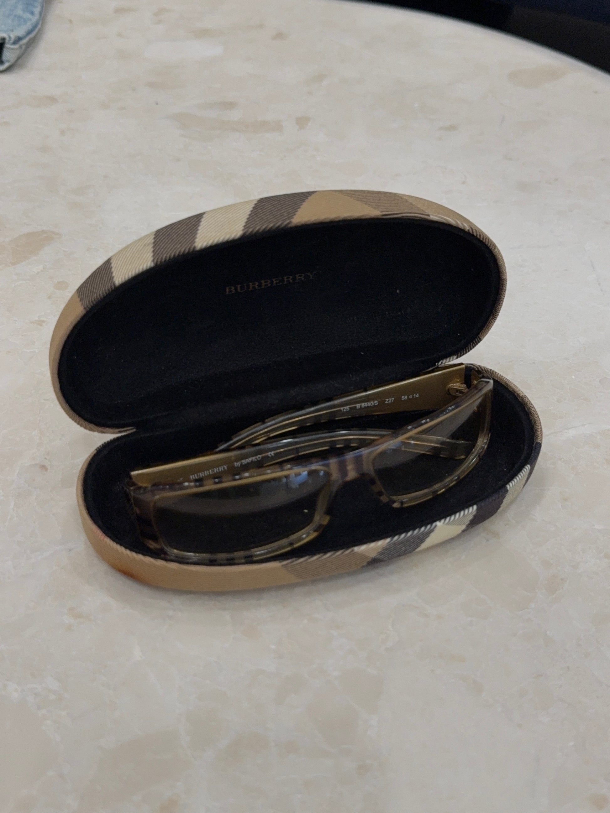 BURBERRY NOVA CHECK SUNGLASSES