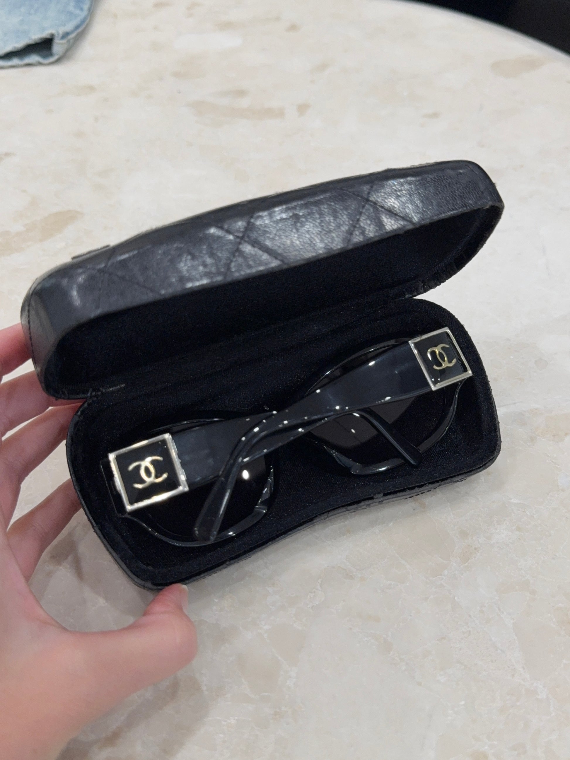 CHANEL SUNGLASSES BLACK