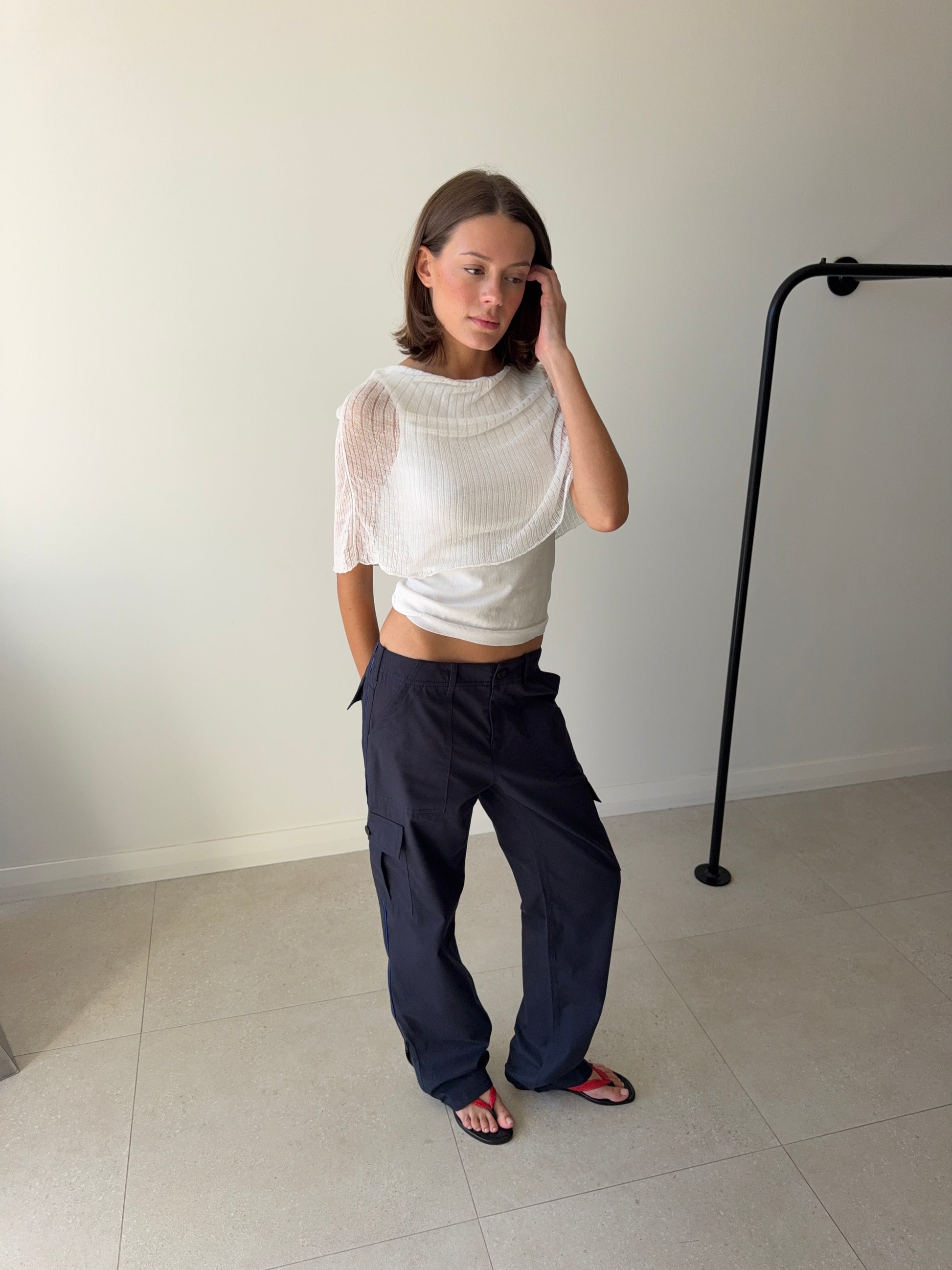 SAPHIRA TOP OFF WHITE