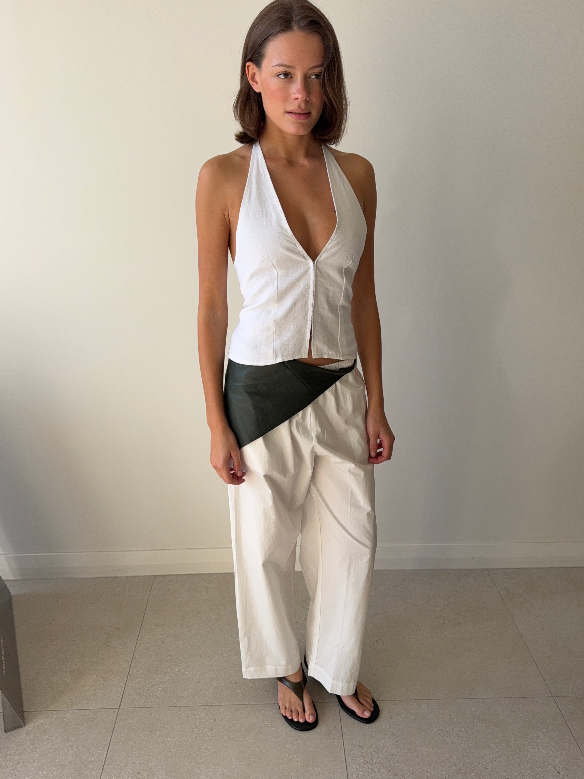 EASE TROUSER WHITE