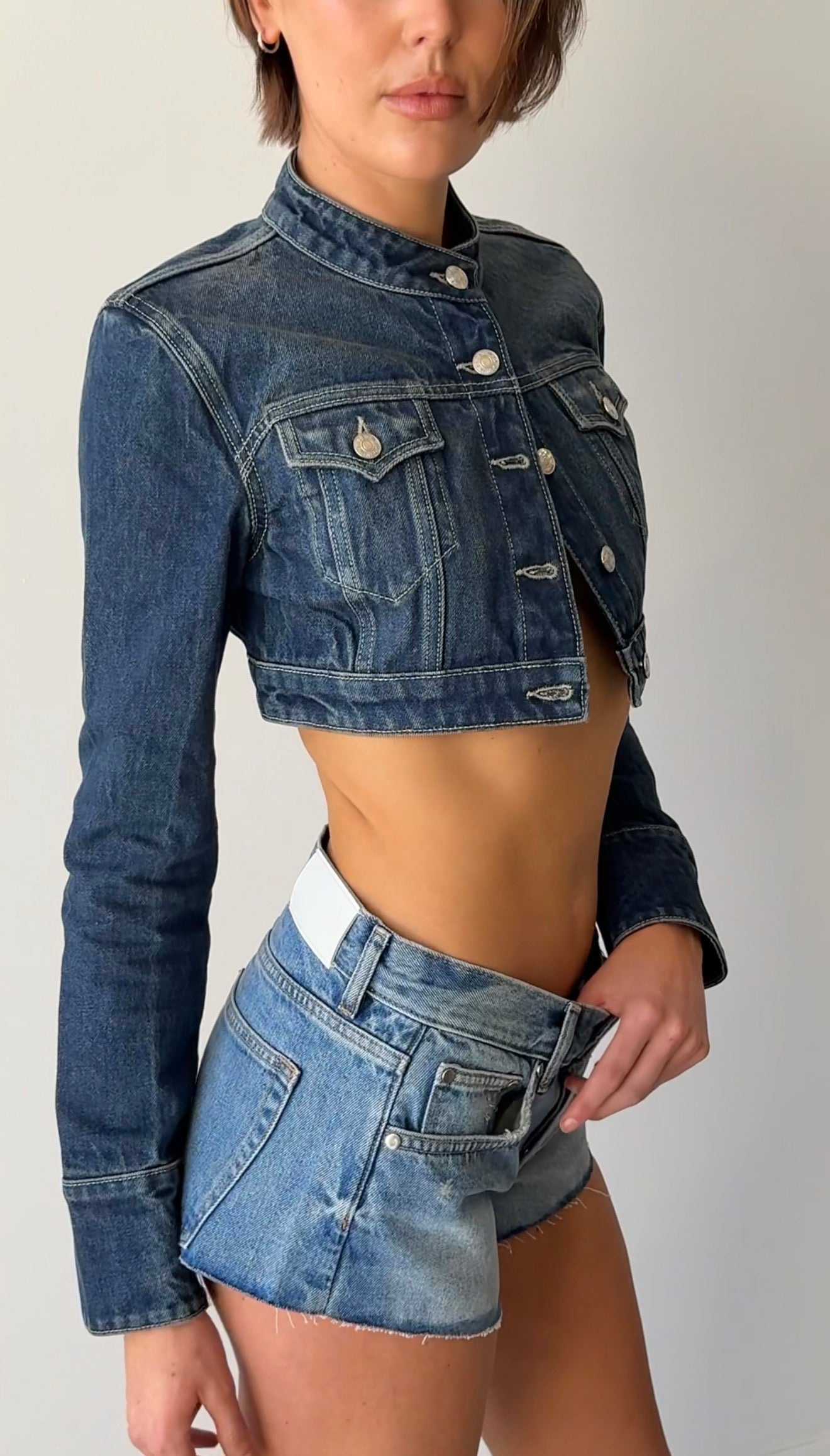 LOW RISE CUT OFFS LUCA