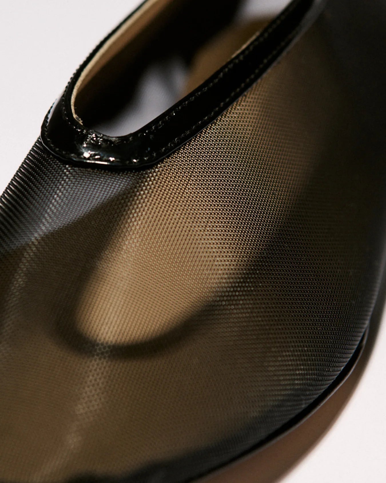 MAISON SLIPPER BLACK MESH