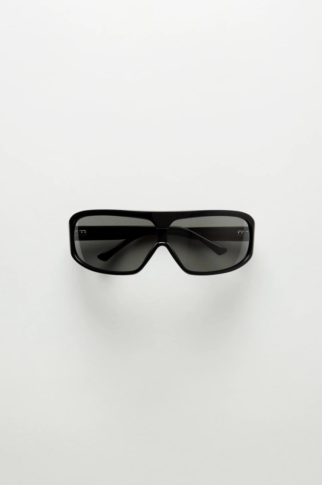 SKYE - BLACK & BLACK