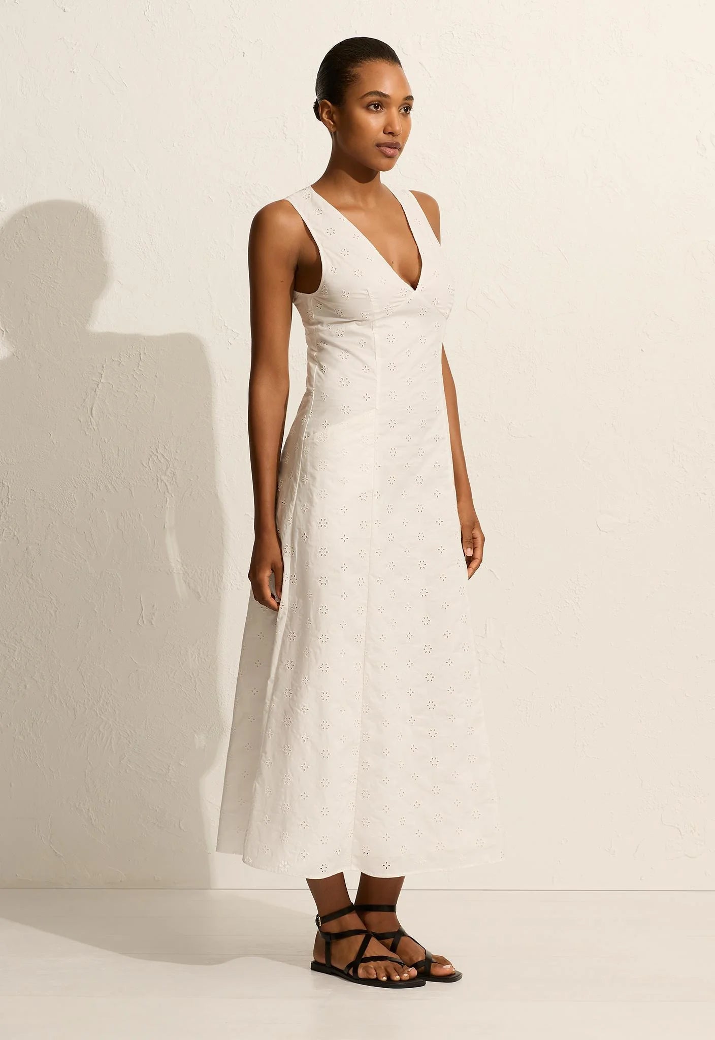 BRODERIE PLUNGE DRESS WHITE