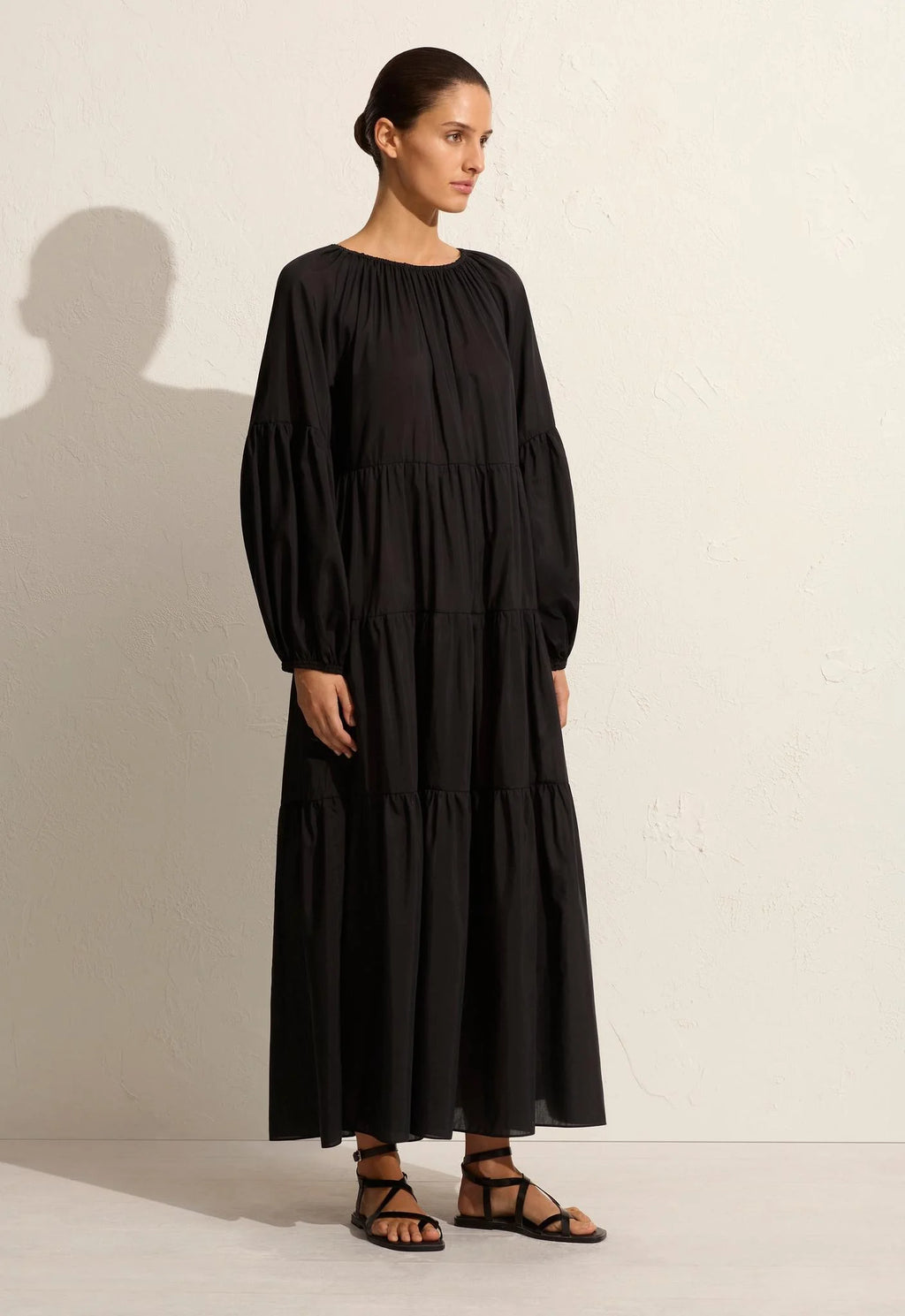 VOLUMINOUS TIERED DRESS BLACK