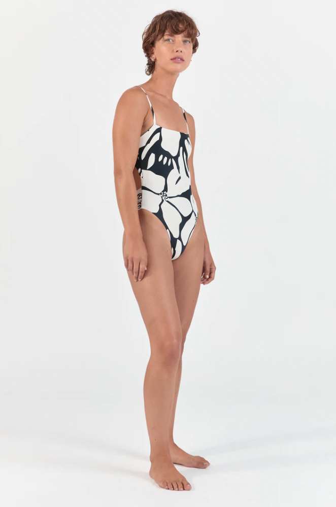 CLASSIC SQUARE NECK ONE PIECE MAGNOLIA