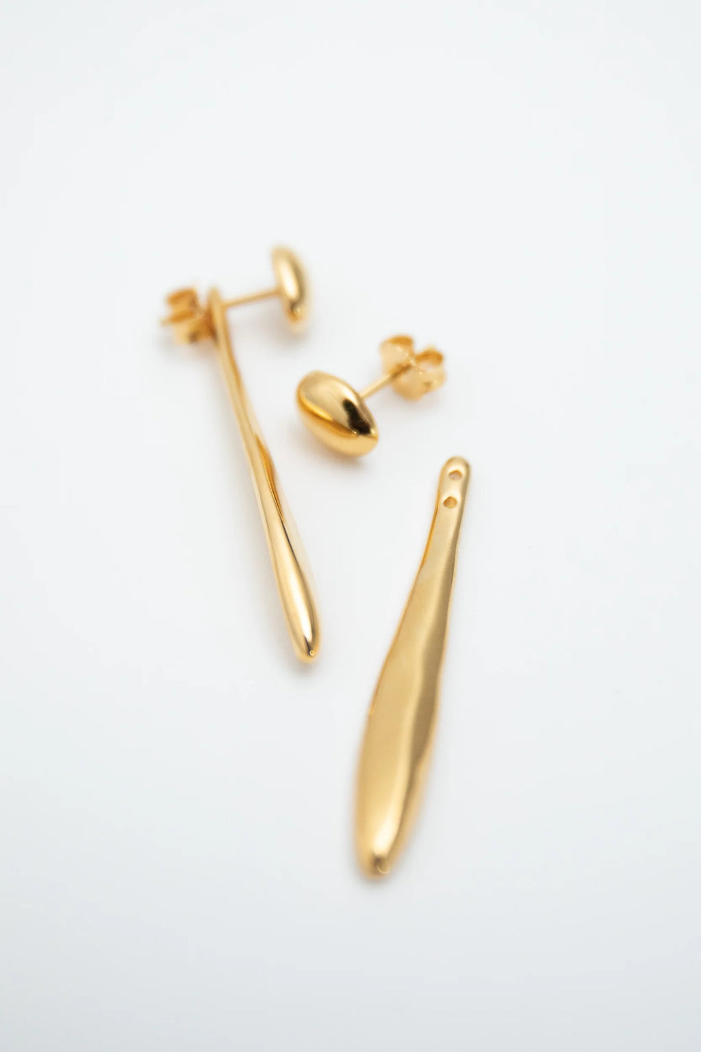 VERSO DROP EARRINGS GOLD