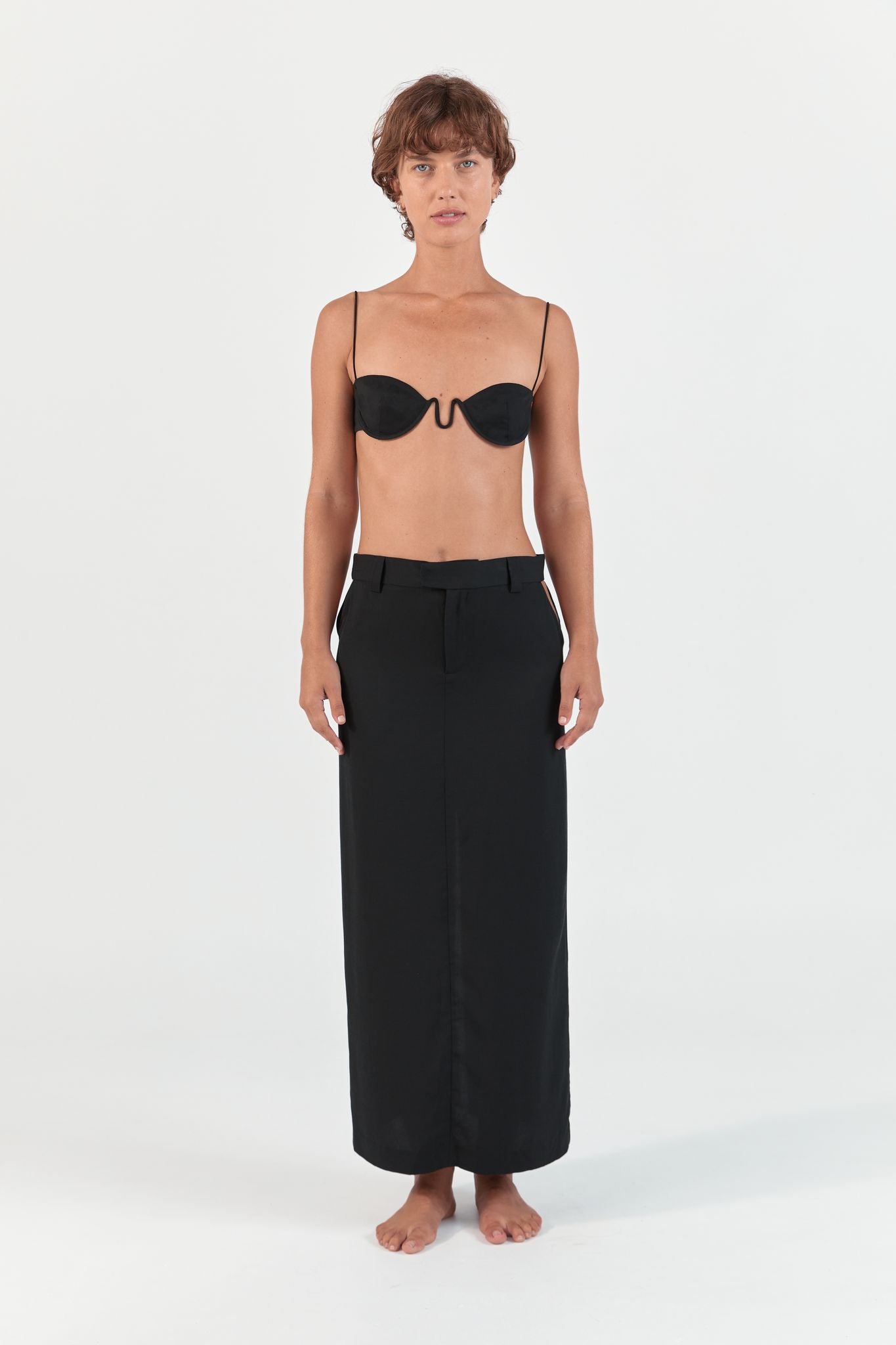 CUT OUT TAILORED SKIRT BLACK